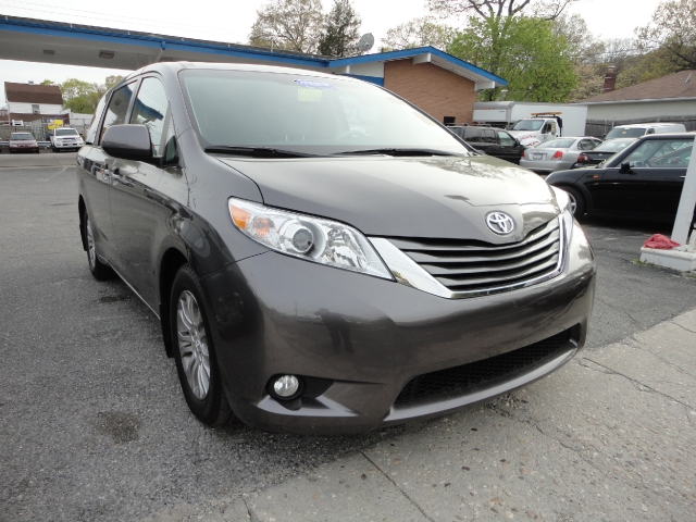 Image 2 of 2011 Toyota Sienna Melville,…