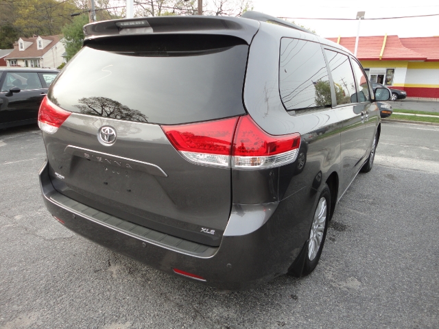 Image 4 of 2011 Toyota Sienna Melville,…