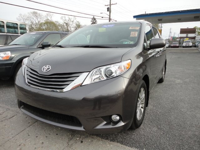 Image 10 of 2011 Toyota Sienna Melville,…