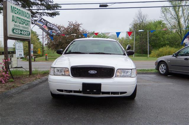 Image 8 of 2005 Ford Crown Victoria…