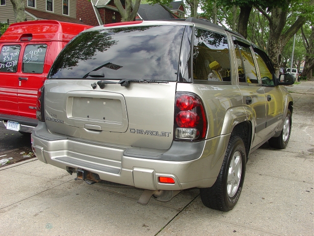 Image 1 of 2003 Chevrolet TrailBlazer…