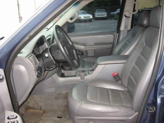 Image 8 of 2002 Ford Explorer XLT…