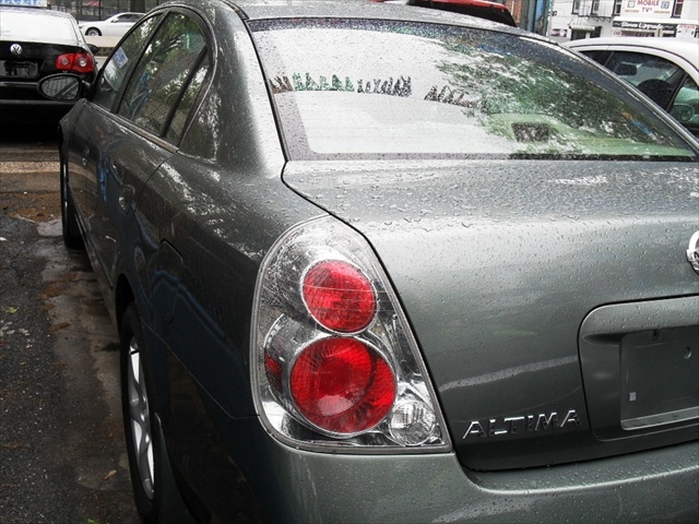 Image 1 of 2005 Nissan Altima 2.5…