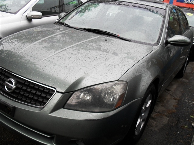 Image 3 of 2005 Nissan Altima 2.5…