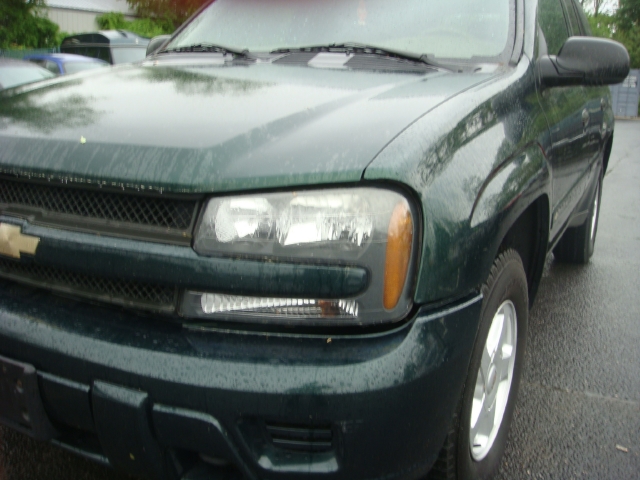 Image 3 of 2002 Chevrolet TrailBlazer…