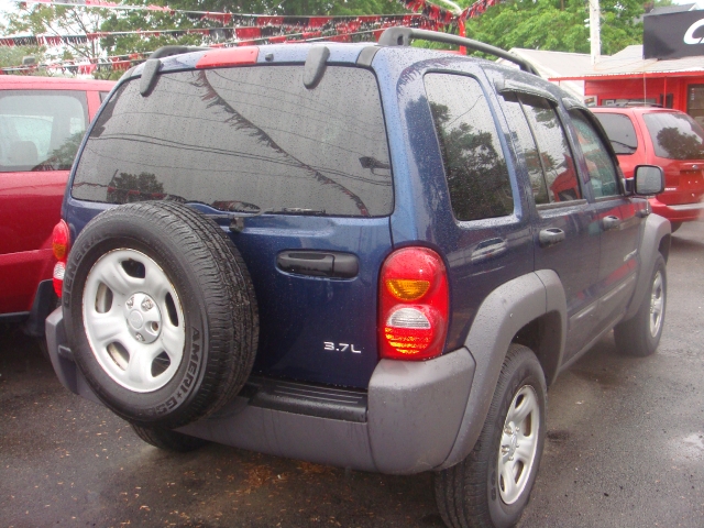 Image 7 of 2003 Jeep Liberty Sport…