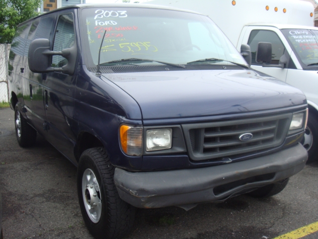 Image 3 of 2003 Ford E-250 Little…