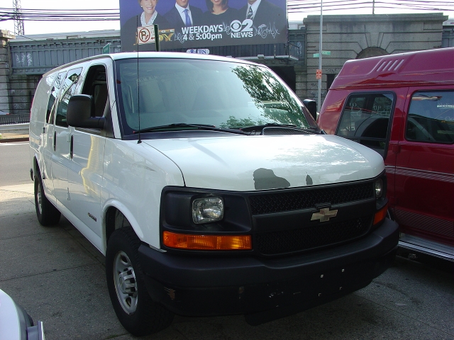 Image 5 of 2006 Chevrolet Express…