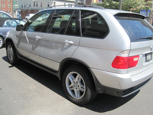 Image 9 of 2002 BMW X5 4.4i Shelton,…