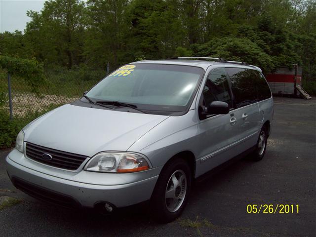 Image 4 of 2001 Ford Windstar SE…