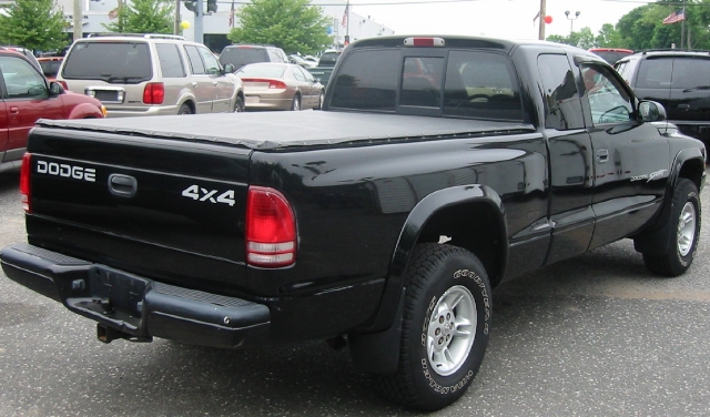 Image 1 of 2000 Dodge Dakota Sport…