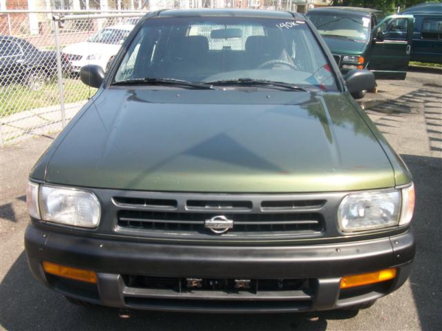 Image 4 of 1997 Nissan Pathfinder…
