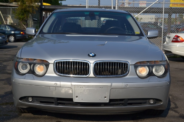 Image 2 of 2005 BMW 745 i Bellerose,…