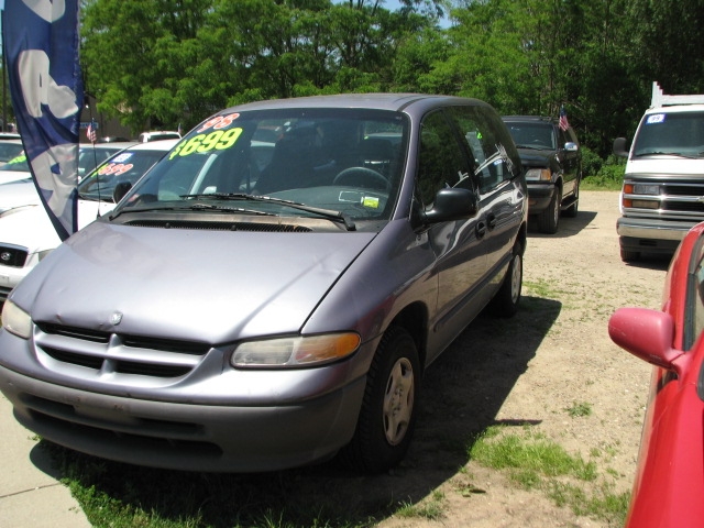 Image 8 of 1998 Dodge Caravan Base…