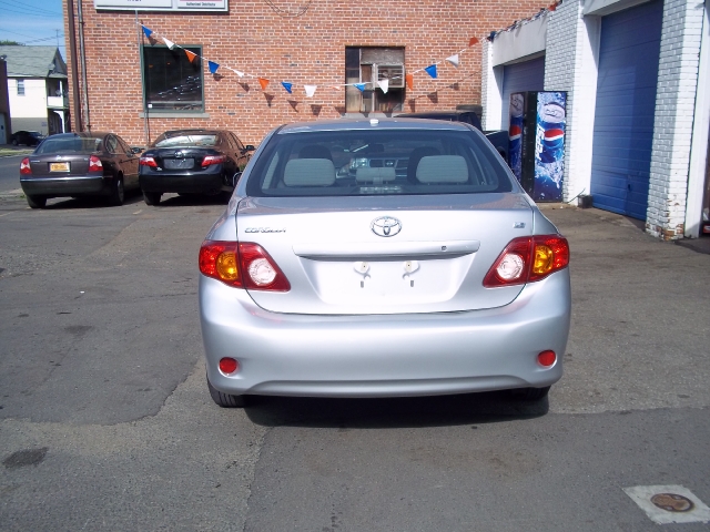 Toyota Rav4 2010 Silver. 2010 Toyota Corolla LE Danbury