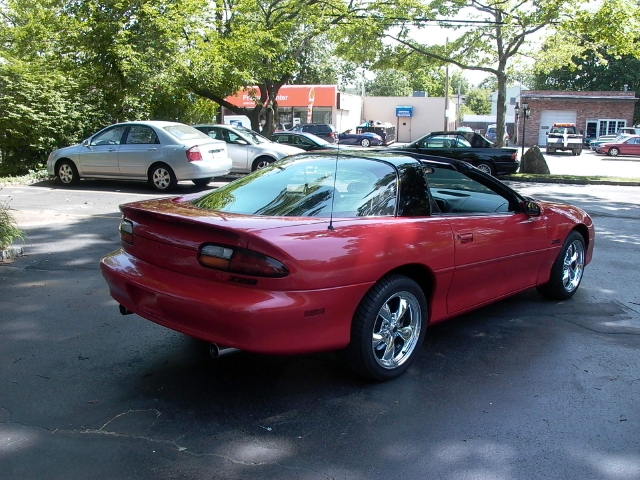 Image 10 of 2002 Chevrolet Camaro…