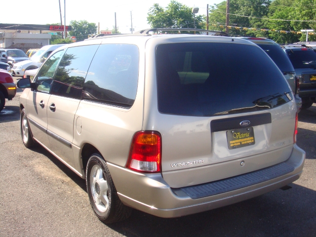 Image 9 of 2003 Ford Windstar LX…