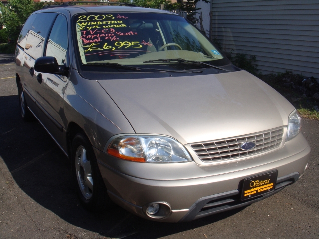 Image 10 of 2003 Ford Windstar LX…