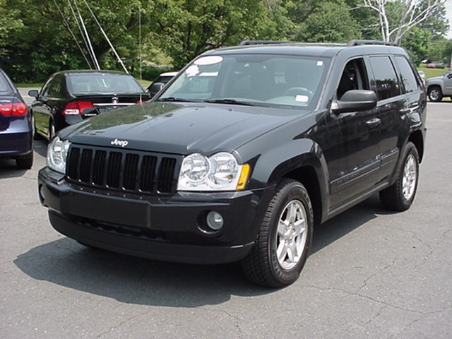 Image 1 of 2005 Jeep Grand Cherokee…