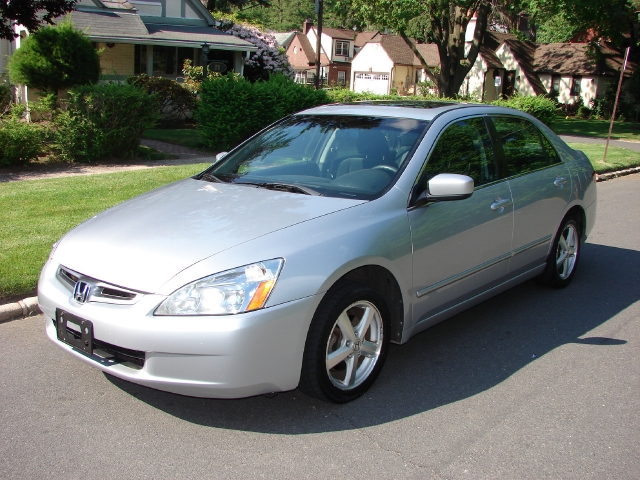 Image 4 of 2005 Honda Accord 2.4…