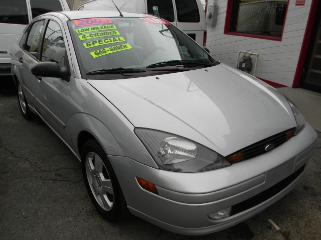Image 2 of 2003 Ford Focus Silver