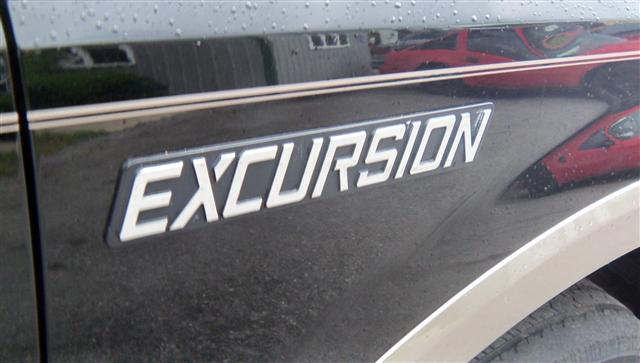 Image 9 of 2000 Ford Excursion…