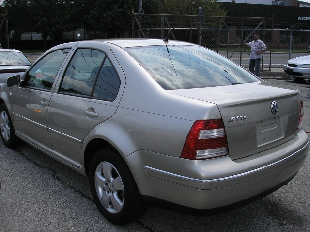 Image 8 of 2004 Volkswagen Jetta…
