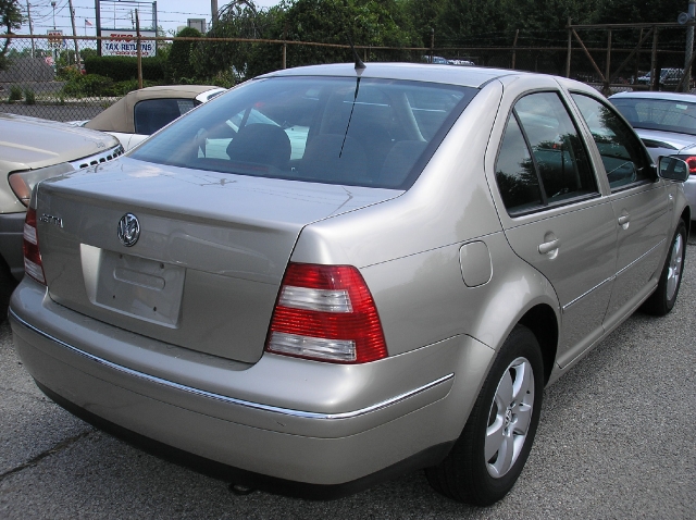 Image 9 of 2004 Volkswagen Jetta…