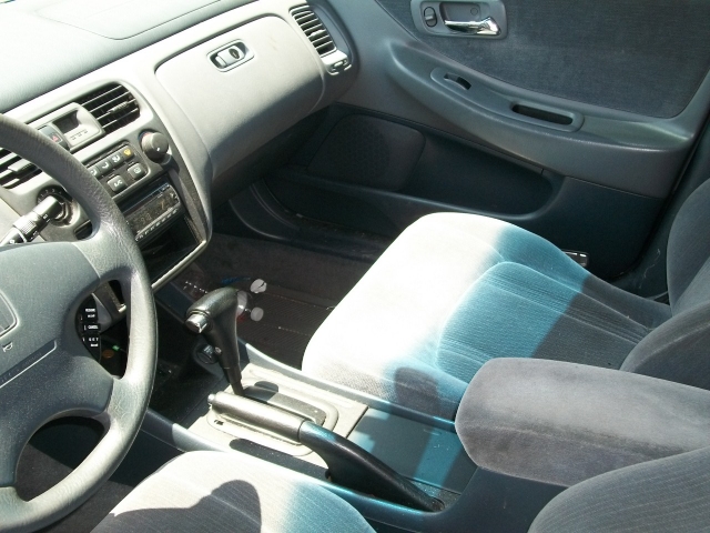 Image 9 of 2000 Honda Accord 2.3…