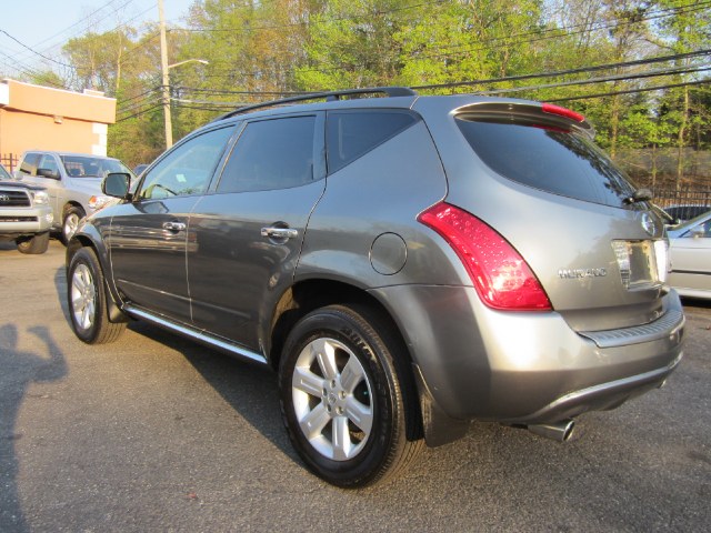 How many seats does the 2006 nissan murano have #7