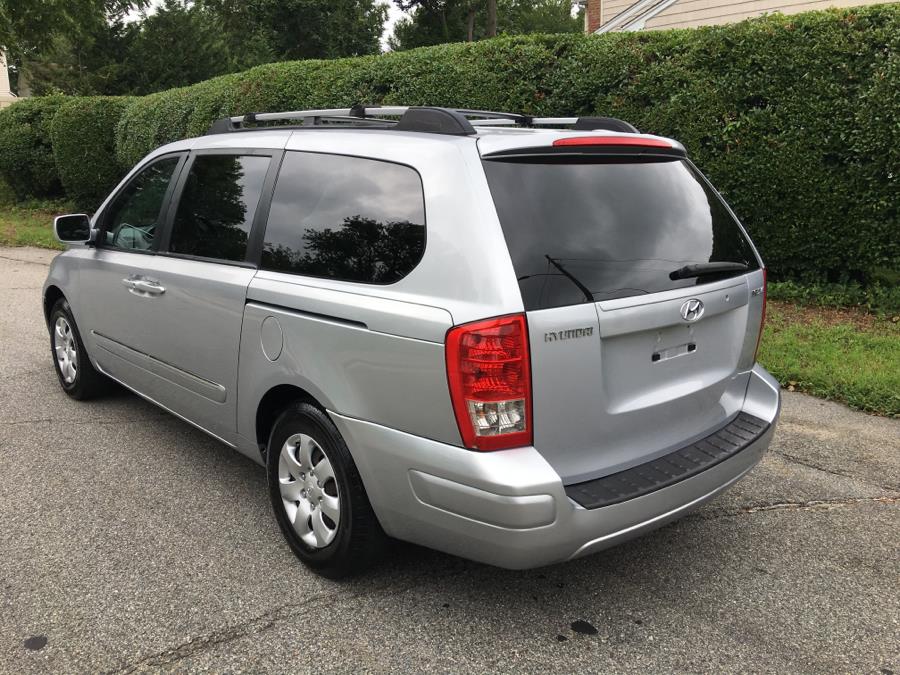 2008 Hyundai Entourage Stardust Silver Carmoney Auto Sales